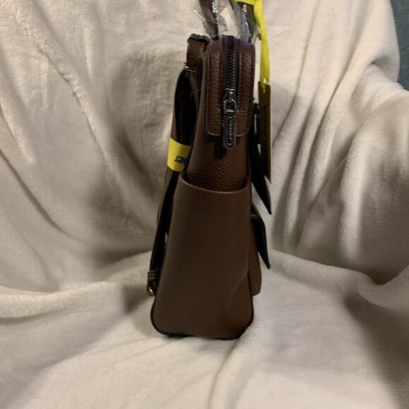 NWT Wrangler Convertible Backpack - Coffee Brown - Picture 5 of 9